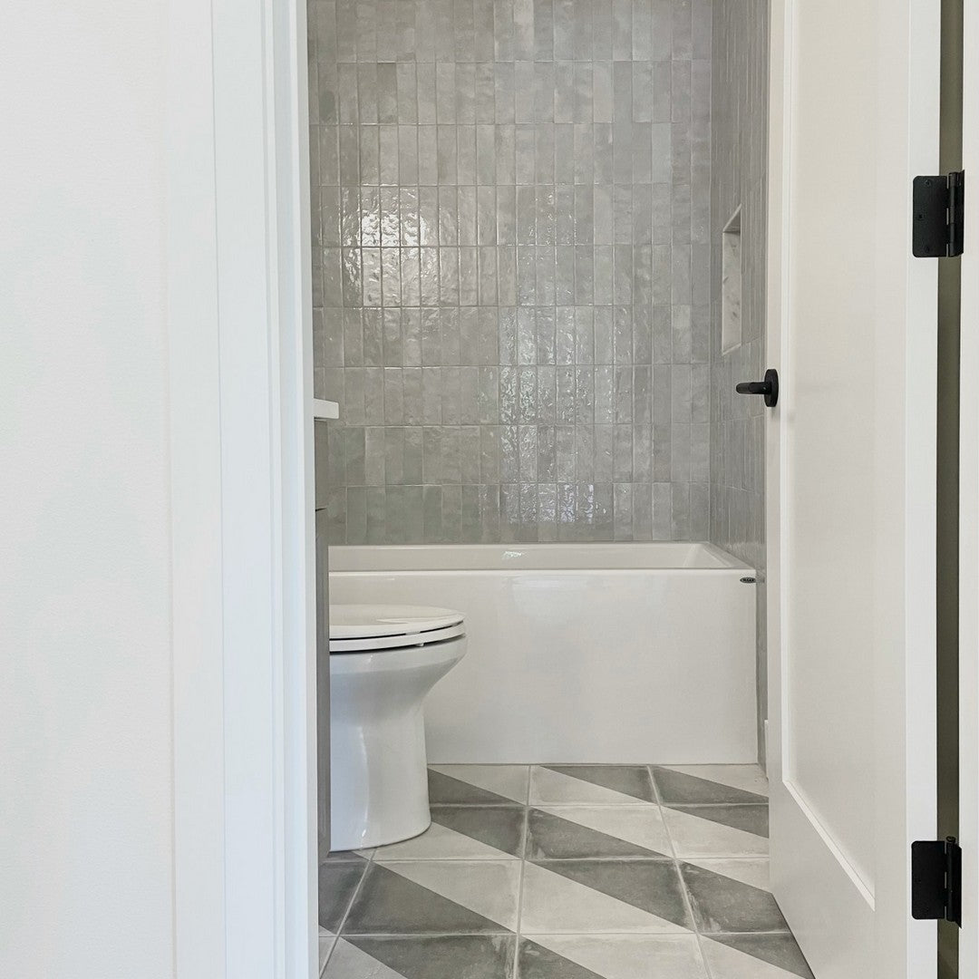 Bedrosians Cloe 2.5" x 8" Ceramic Wall Tile